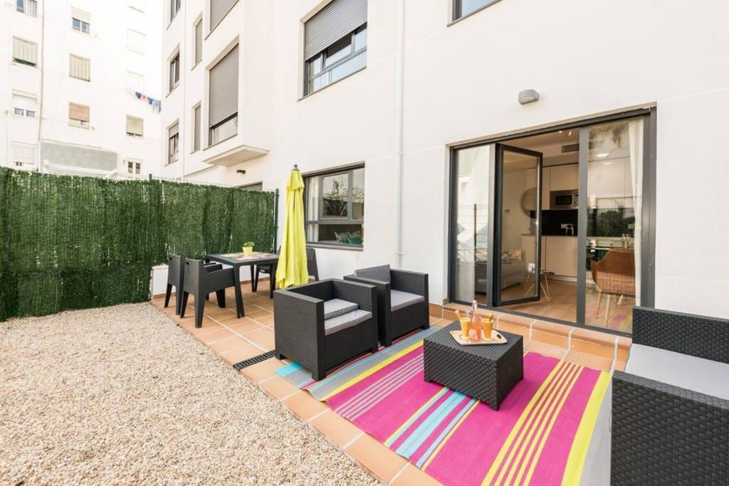 Appartamento Chamberi Con Jardin C By Regalatemadrid Esterno foto